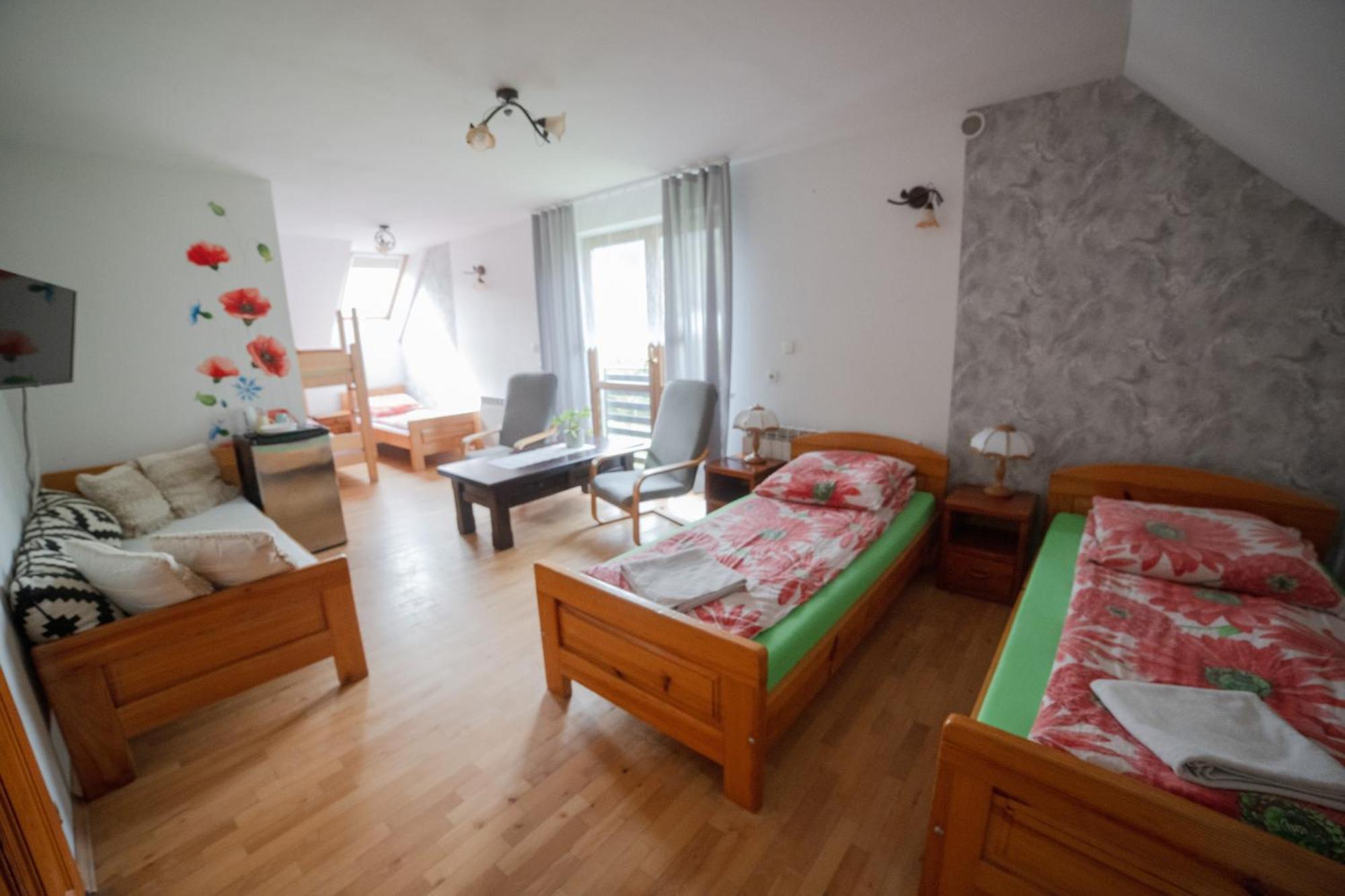 Willa Wiśniowy Gaj Ujanowice Zewnętrze zdjęcie